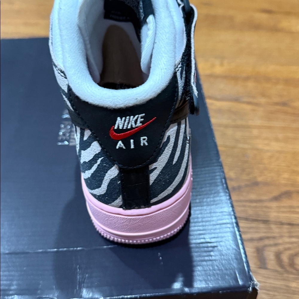 Nike Air Force 1 Animal Print Sneakers - Picture 2 of 5